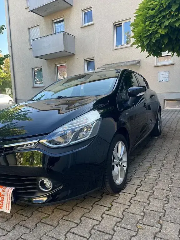 Gebraucht Renault Clio LIMITED 73 PS (53 kW) 2016 Schwarz Limousine