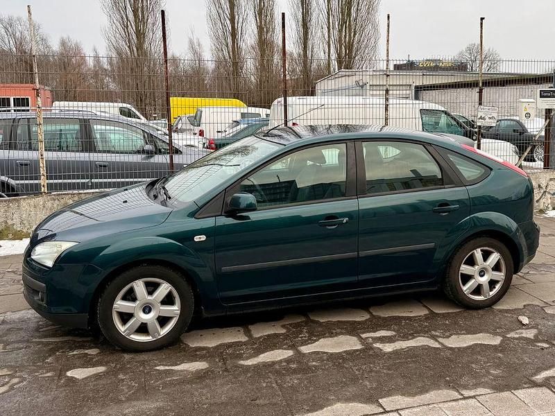 Gebraucht Ford Focus Fun X 101 PS (74 kW) 2007 Grün Limousine