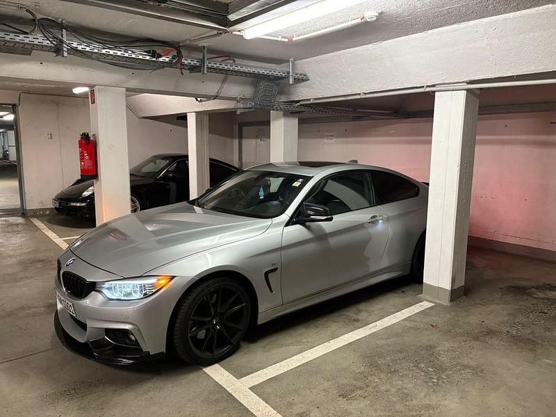 Schwarz Gebraucht 2016 BMW 430 M Sport Coupé | 14.400 € (Teuer) - Bild 1/4