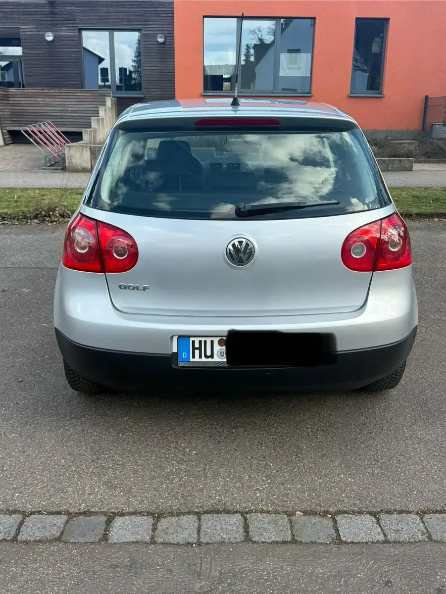 Gebraucht VW Golf VI 105 PS (77 kW) 2008 Silber Kleinwagen