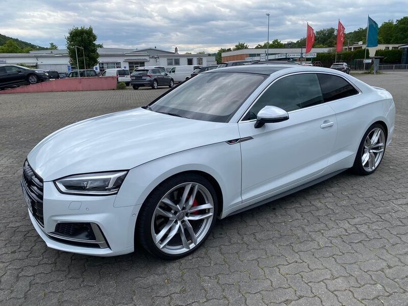 Gletscherweiß metallic Gebraucht 2018 Audi S5 Ambiente Coupé | 37.890 € (Teuer) - Bild 1/4