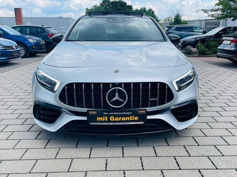 Silber Gebraucht 2022 Mercedes A45 AMG AMG Limousine | 43.990 € (Guter Preis) - Bild 1/4