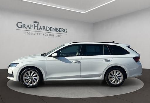 Gebraucht Skoda Octavia Selection 150 PS (110 kW) 2024 Weiß Kombi