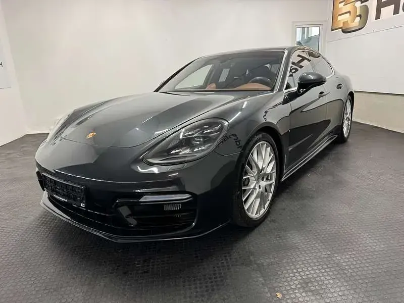 Gebraucht Porsche Panamera Chrono 441 PS (324 kW) 2018 Grau Kleinwagen