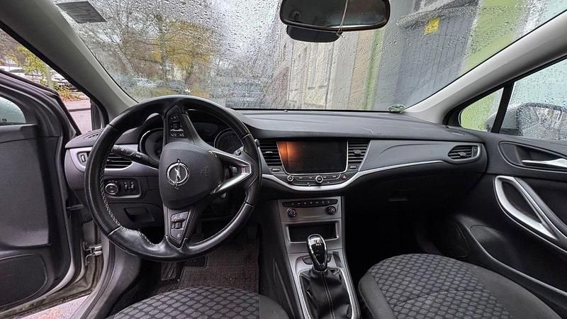 Gebraucht Opel Astra Dynamic 110 PS (80 kW) 2019 Grau Kombi