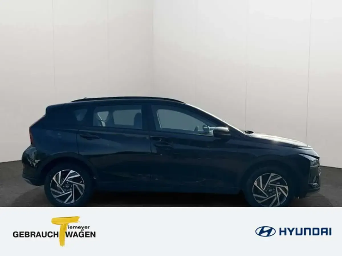 Neu Hyundai Bayon Trend 90 PS (66 kW) 2025 Rot SUV