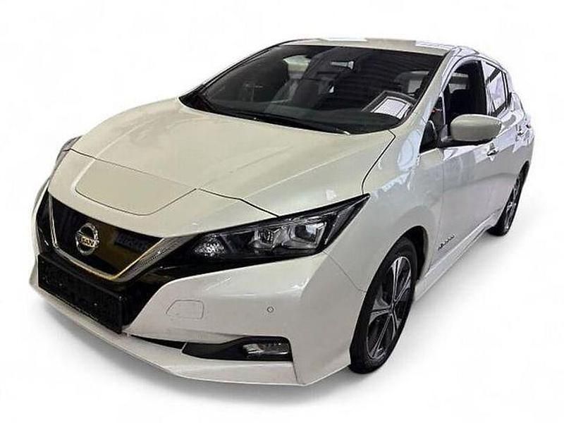 Gebraucht Nissan Leaf 360º 110 kW (150 PS) 2019 Weiß Kleinwagen