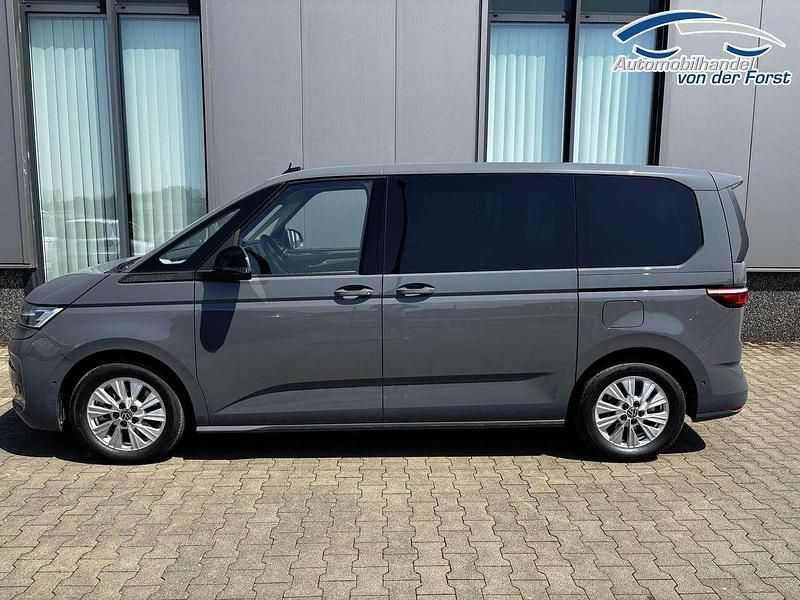 Nuova VW Multivan 150 CV (110 kW) 2025 Wählbar Monovolume
