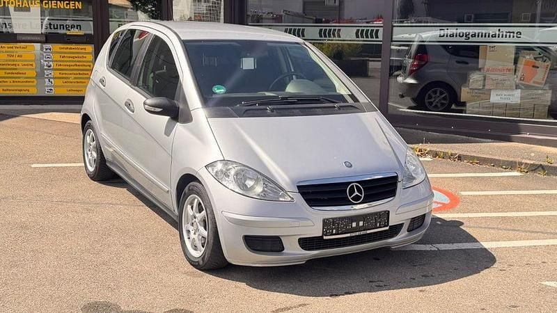 Silber Gebraucht 2005 Mercedes A170 Limousine | 590 € (Superpreis) - Bild 1/4