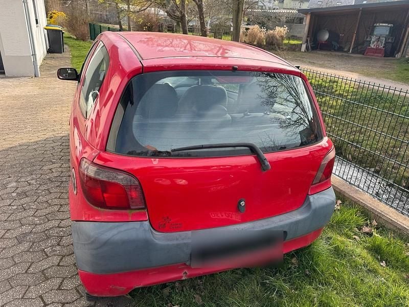 Gebraucht Toyota Yaris 68 PS (50 kW) 2000 Grau Limousine