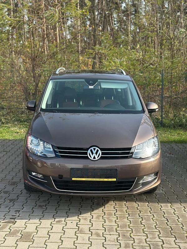 Braun Gebraucht 2012 VW Sharan Van / Kleinbus | 8.500 € (Superpreis) - Bild 1/4