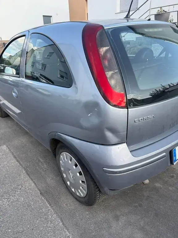 Gebraucht Opel Corsa Cosmo 69 PS (50 kW) 2004 Silber Kleinwagen