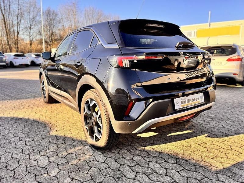 Gebraucht Opel Mokka-e Ultimate 100 kW (136 PS) 2021 Diamant schwarz SUV