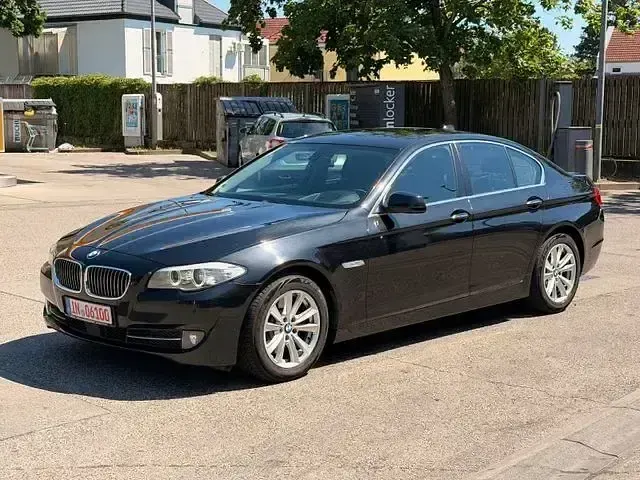 Używany BMW 530 258 KM (189 kW) 2012 Czarny Sedan/Limuzyna
