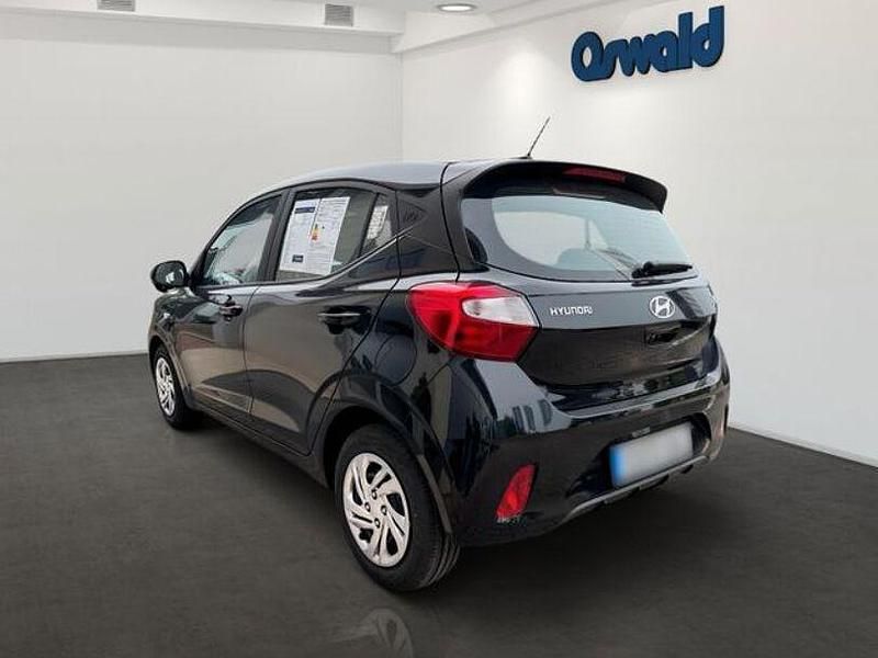 Neu Hyundai i10 Select 63 PS (46 kW) 2025 Schwarz Kleinwagen