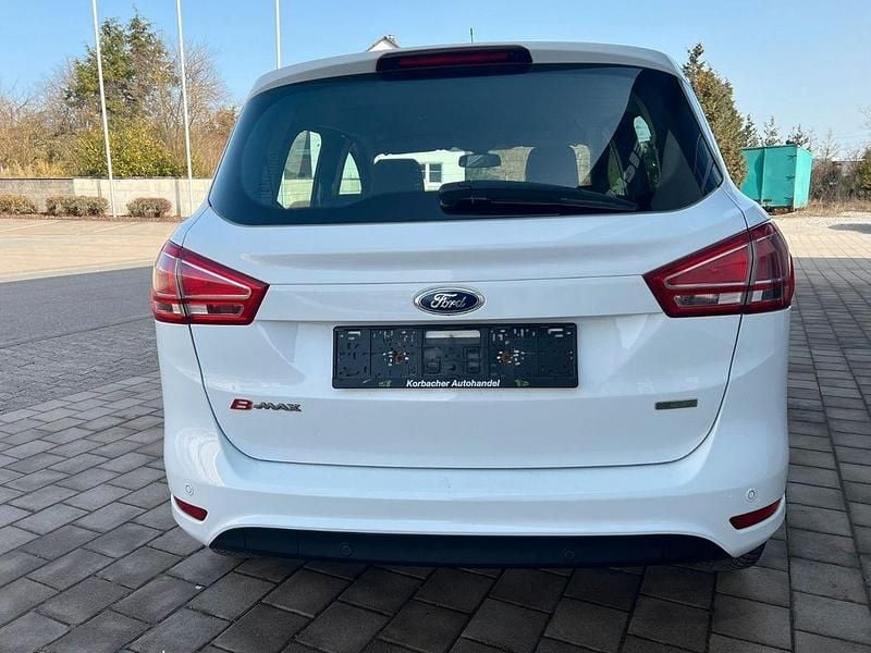 Gebraucht Ford B-MAX Trend 125 PS (91 kW) 2014 Weiß Van / Kleinbus
