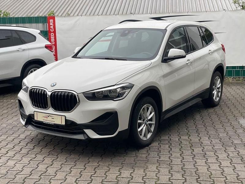 Gebraucht BMW X1 190 PS (139 kW) 2022 Weiß SUV