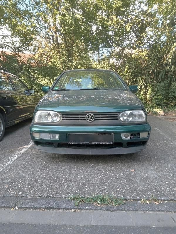 Grün Gebraucht 1997 VW Golf III Limousine | 1.300 € (Superpreis) - Bild 1/4