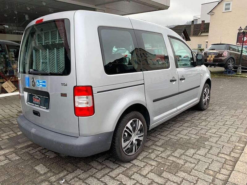 Gebraucht VW Caddy 105 PS (77 kW) 2010 Reflexsilber metallic Van / Kleinbus