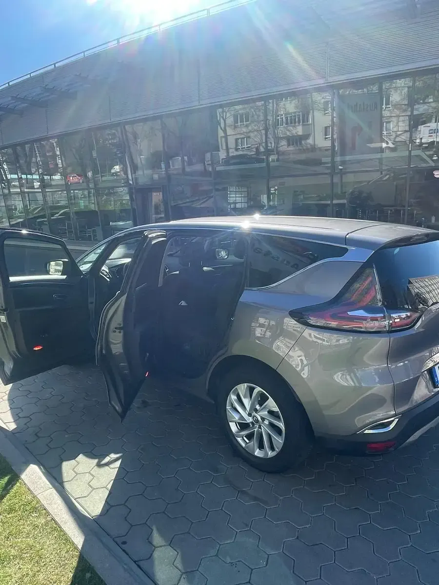Gebraucht Renault Espace 160 PS (117 kW) 2017 Andere farben Van / Kleinbus