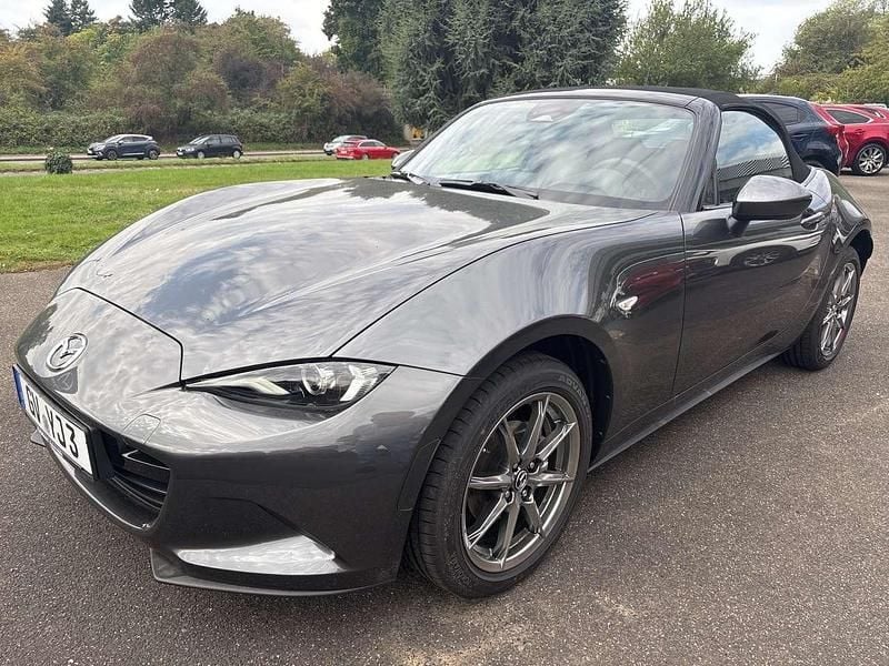 Grau Neu 2025 Mazda MX5 Exclusive-Line Cabrio | 28.940 € (Superpreis) - Bild 1/4