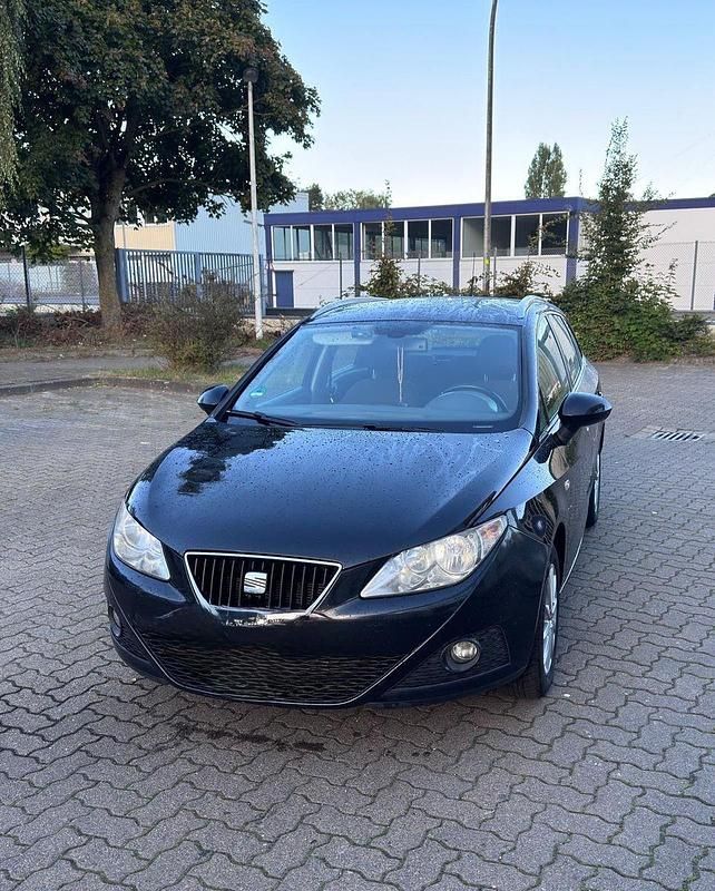 Schwarz Gebraucht 2011 Seat Ibiza ST Reference Kombi | 2.800 € (Guter Preis) - Bild 1/4