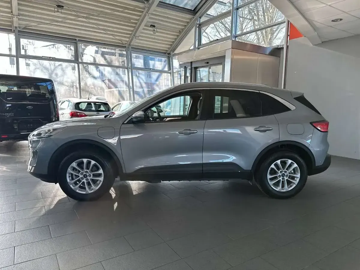 Gebraucht Ford Kuga Titanium 224 PS (164 kW) 2024 Silber SUV