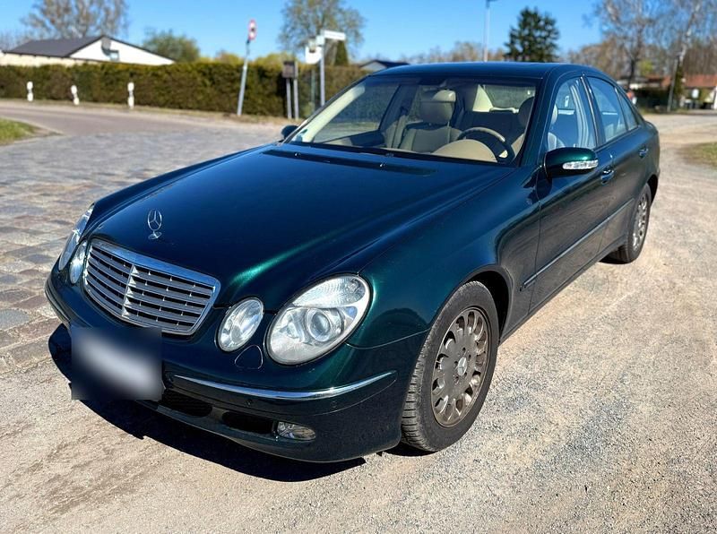 Second-hand Mercedes E320 Elegance 224 CP (164 kW) 2003 Verde Berlinǎ