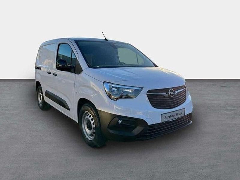 Gebraucht Opel Combo-e Life Basis 100 kW (136 PS) 2024 Weiss Van