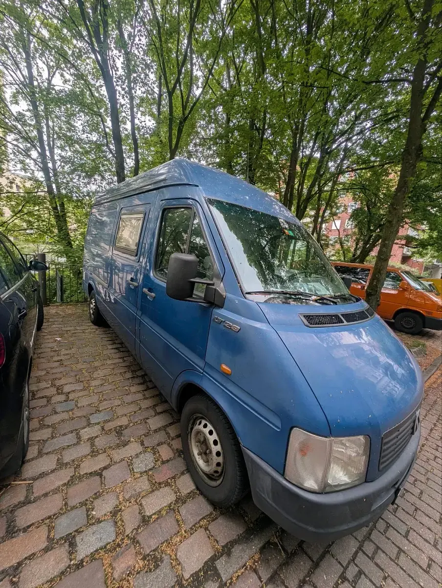 Occasion VW LT 109 ch (80 kW) 2004 Bleue Monospace
