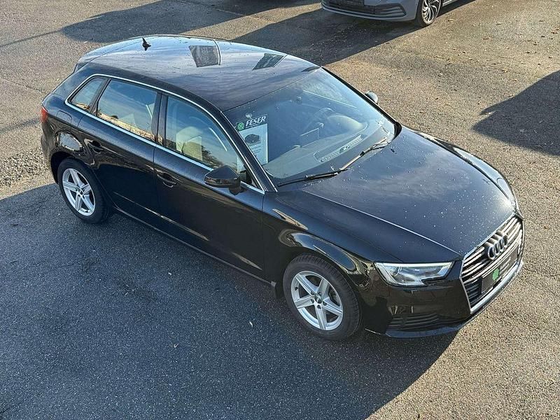Gebraucht Audi A3 Comfort 150 PS (110 kW) 2019 Brillantschwarz Limousine