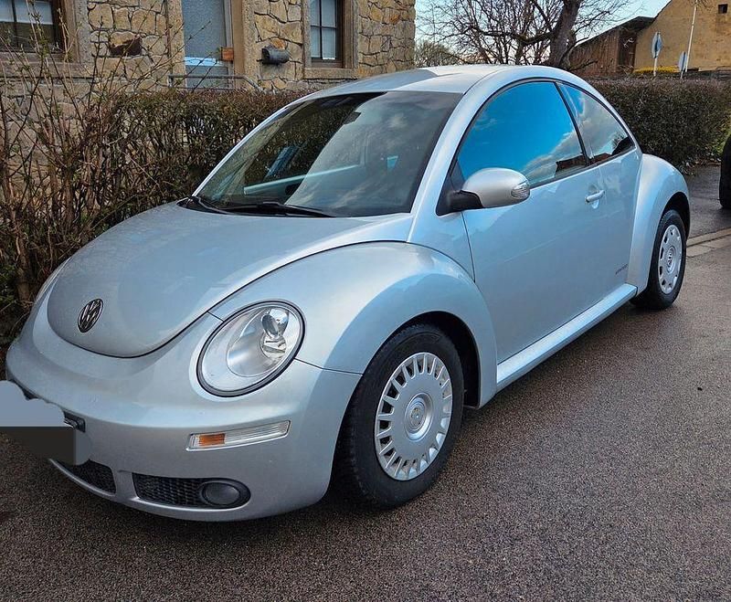Gebraucht VW New Beetle 105 PS (77 kW) 2008 Silber Kleinwagen