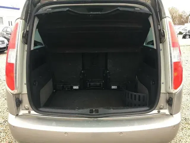 Gebraucht Skoda Roomster 69 PS (50 kW) 2009 Grau Van / Kleinbus