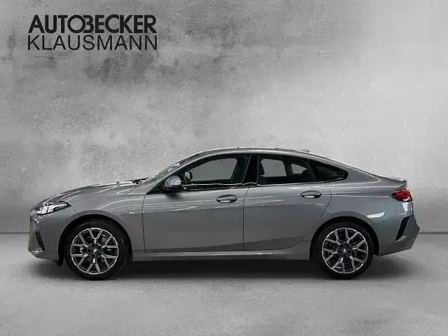 Gebraucht BMW 220 Performance 177 PS (130 kW) 2025 Grau Limousine