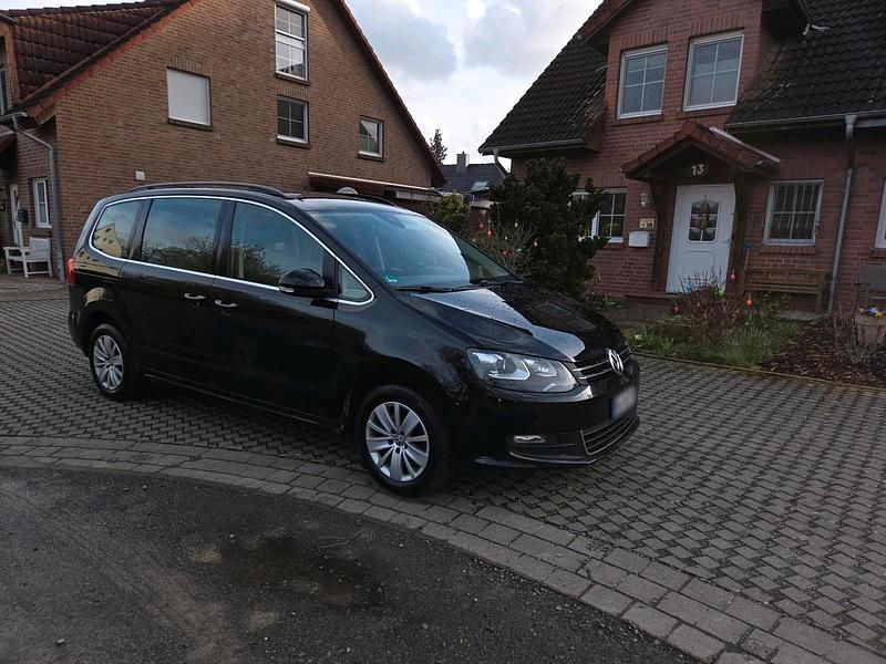 Gebraucht VW Sharan 140 PS (102 kW) 2013 Schwarz Van / Kleinbus