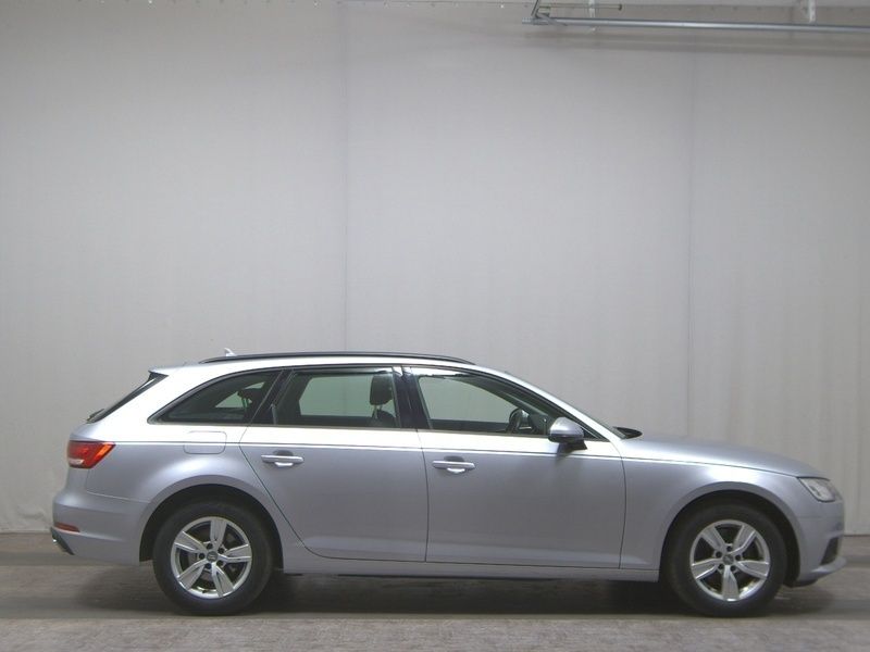 Silber Gebraucht 2019 Audi A4 Basis Kombi | 16.680 € (Guter Preis) - Bild 1/4