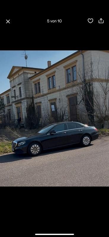 Schwarz Gebraucht 2019 Mercedes E200 Limousine | 10.500 € - Bild 1/4