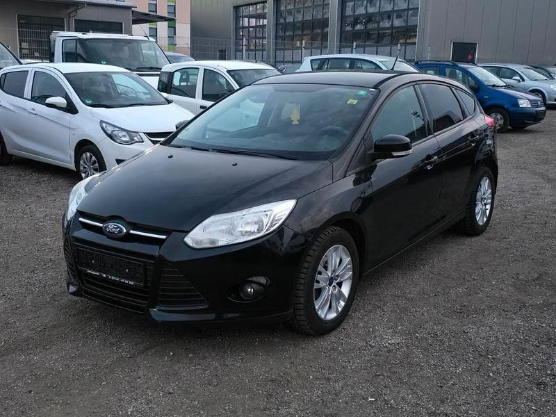 Gebraucht Ford Focus Trend 105 PS (77 kW) 2012 Other Limousine