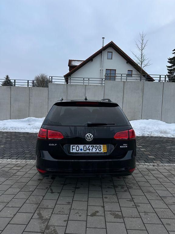 Second-hand VW Golf VII Comfortline 110 CP (80 kW) 2016 Negru Break