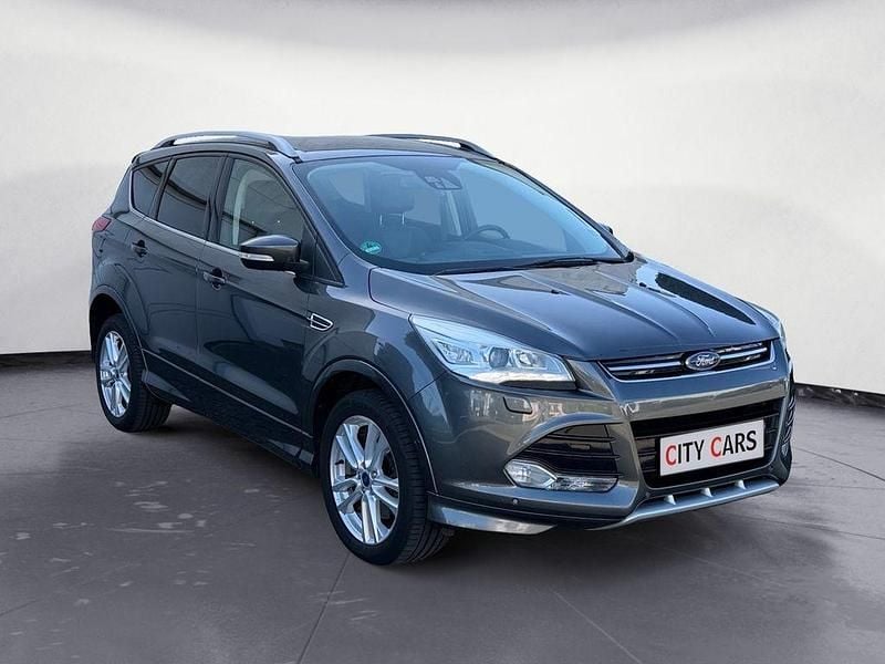 Gebraucht Ford Kuga Individual 150 PS (110 kW) 2016 Grau SUV