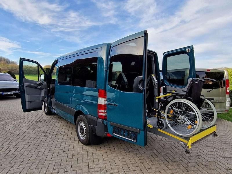 Grün Gebraucht 2013 Mercedes Sprinter Van | 22.400 € (Teuer) - Bild 1/4