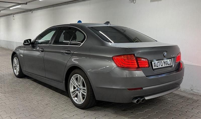 Gebraucht BMW 530 245 PS (180 kW) 2010 Grau Limousine