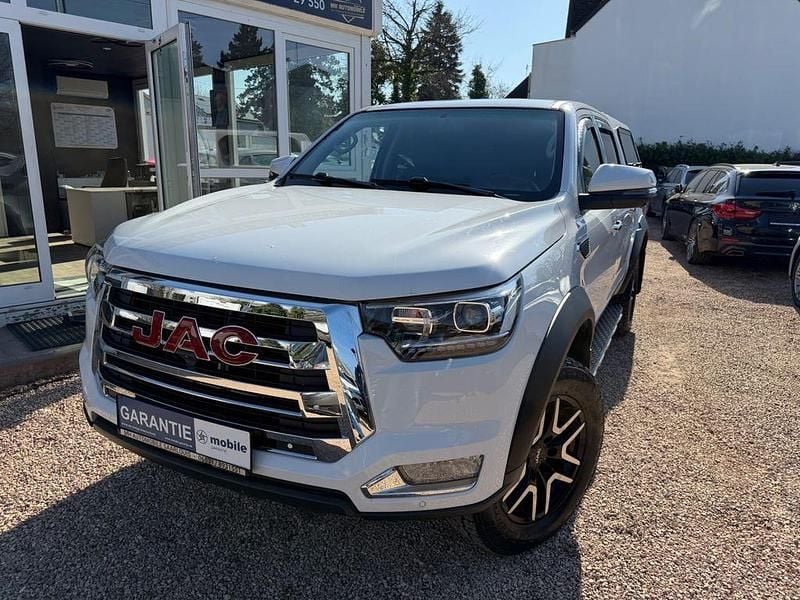 Gebraucht JAC JS8 204 PS (150 kW) 2024 Weiß SUV