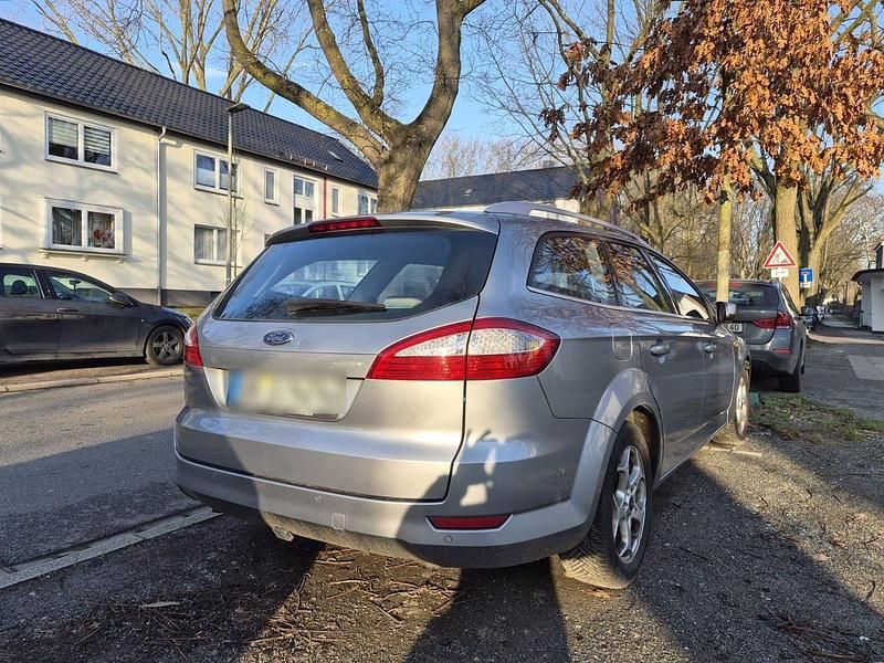 Gebraucht Ford Mondeo 160 PS (117 kW) 2009 Kombi