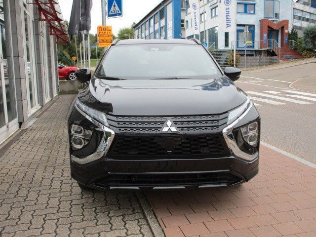 Gebraucht Mitsubishi Eclipse Cross Select 98 PS (72 kW) 2024 Panther schwarz metallic SUV