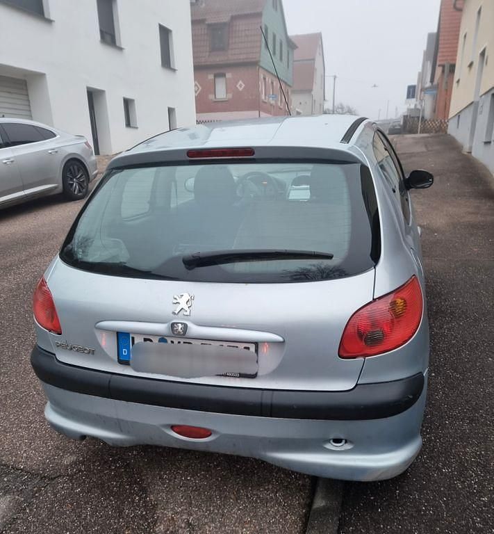 Silber Gebraucht 2003 Peugeot 206 Filou Kleinwagen | 700 € (Guter Preis) - Bild 1/4