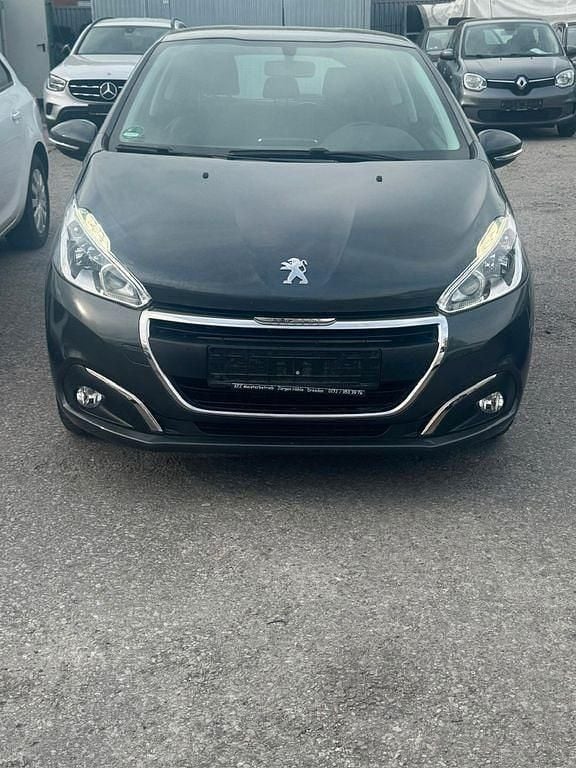 Gebraucht Peugeot 208 Active 68 PS (50 kW) 2017 Grau Kleinwagen