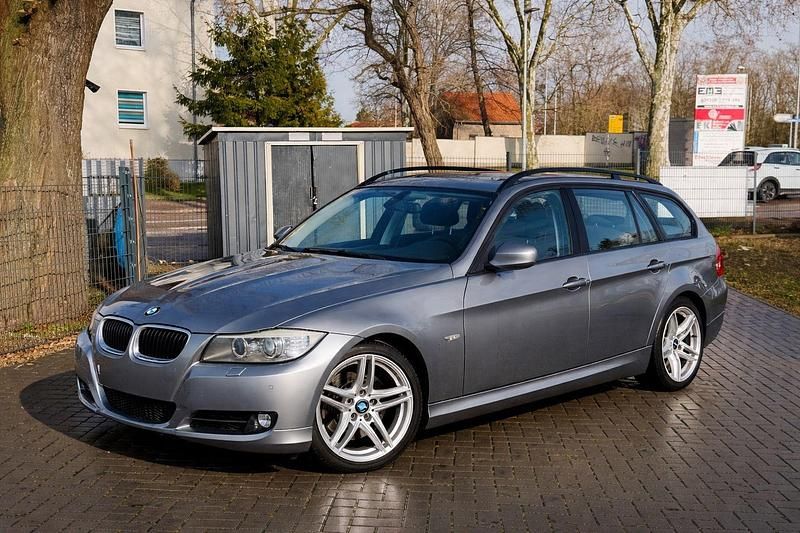 Gebraucht BMW 320 177 PS (130 kW) 2009 Grau Kombi