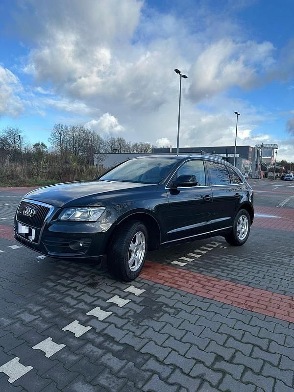 Schwarz Gebraucht 2012 Audi Q5 SUV | 11.000 € (Guter Preis) - Bild 1/4