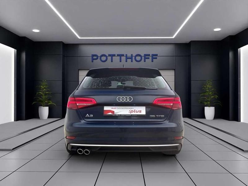 Gebraucht Audi A3 Sportback S-Line 150 PS (110 kW) 2019 Blau Kleinwagen